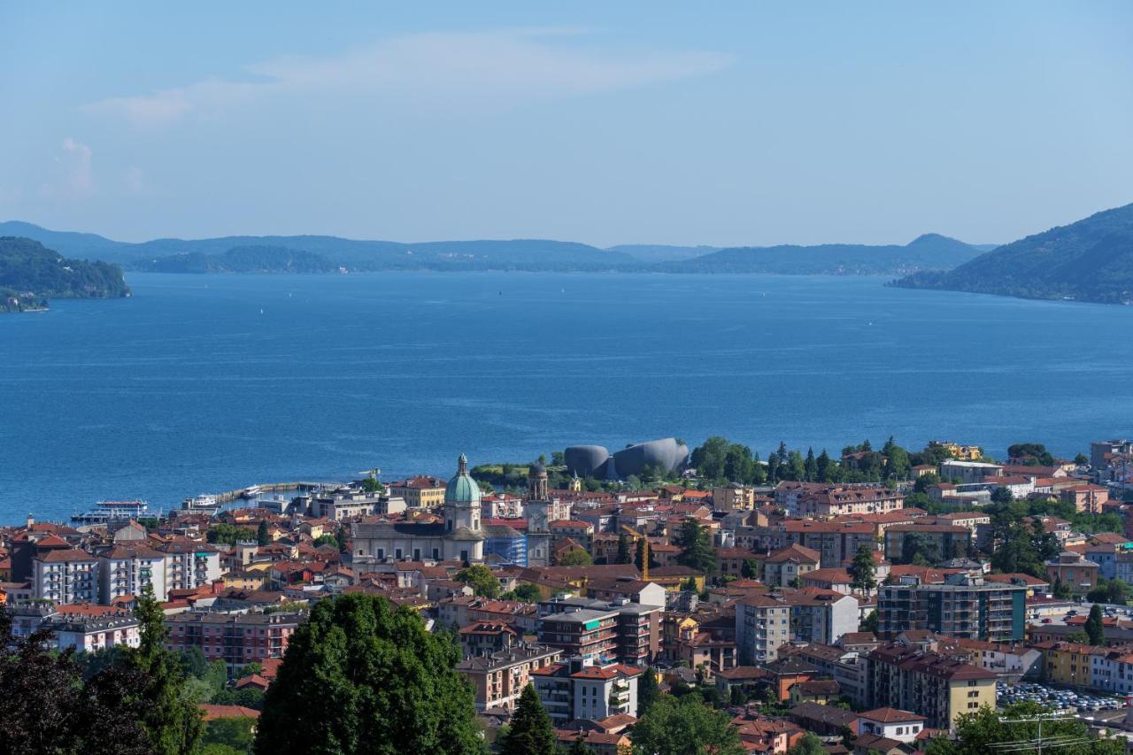 Apartamento Panoramic'S Loft Tramonto Verbania Exterior foto