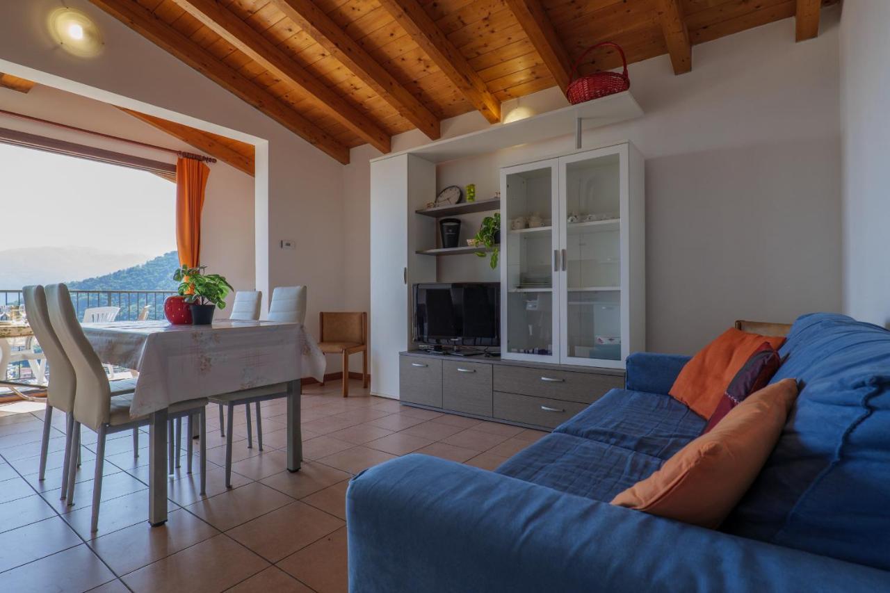 Apartamento Panoramic'S Loft Tramonto Verbania Exterior foto